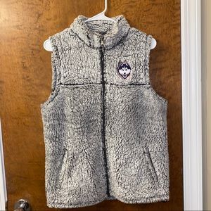 Uconn Huskies Sherpa Vest